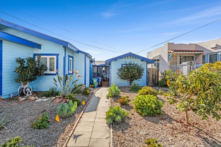 More Photos Of 2816-18 Columbia Street, San Diego Apartments For Sale