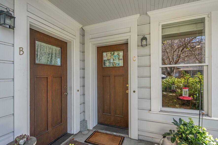 More Photos Of 418 Humboldt St, Santa Rosa Apartments For Sale