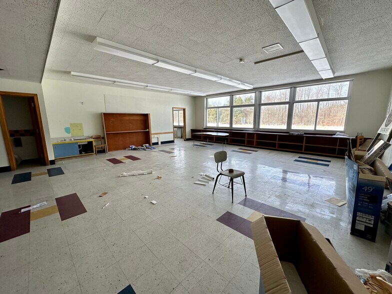 More Photos Of 55 Cox Rd, Williamstown Schools For Sale