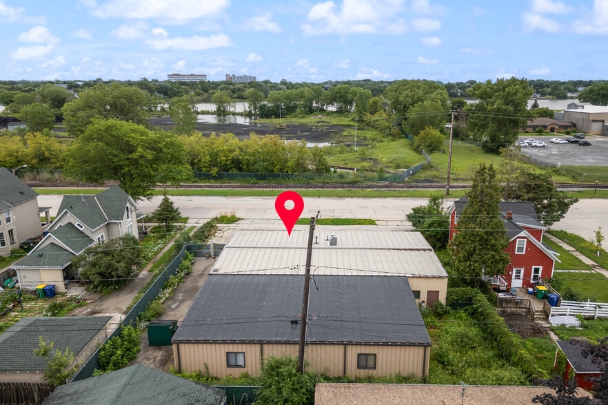 More Photos Of 1138 State St, Green Bay Warehouse For Sale