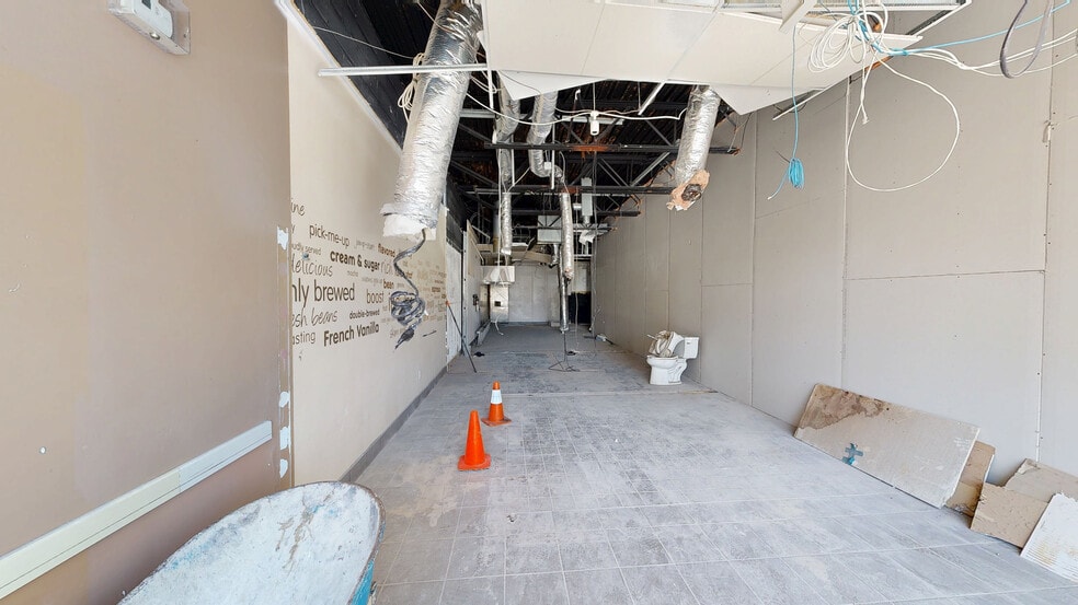 More Photos Of 237-251 Market St, Paterson Storefront Retail Office For Lease