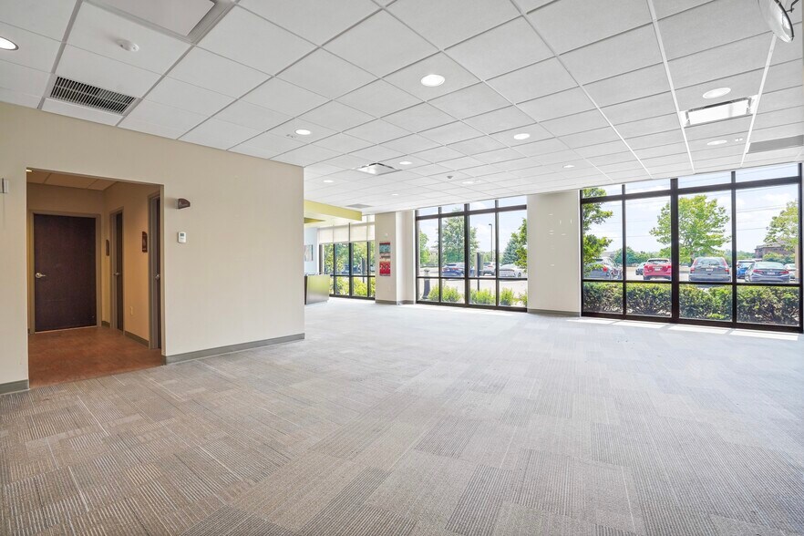 More Photos Of 560 N Cleveland Ave, Westerville Medical For Lease