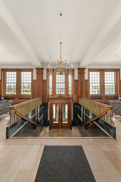 More Photos Of 380 N Main St, Mansfield Office Residential For Sale