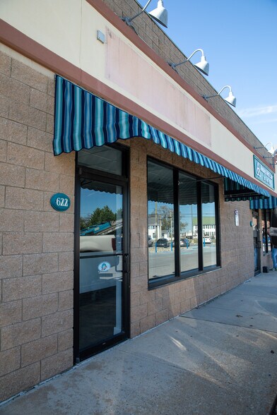 More Photos Of 610-632 Mulberry St, Milton General Retail For Lease