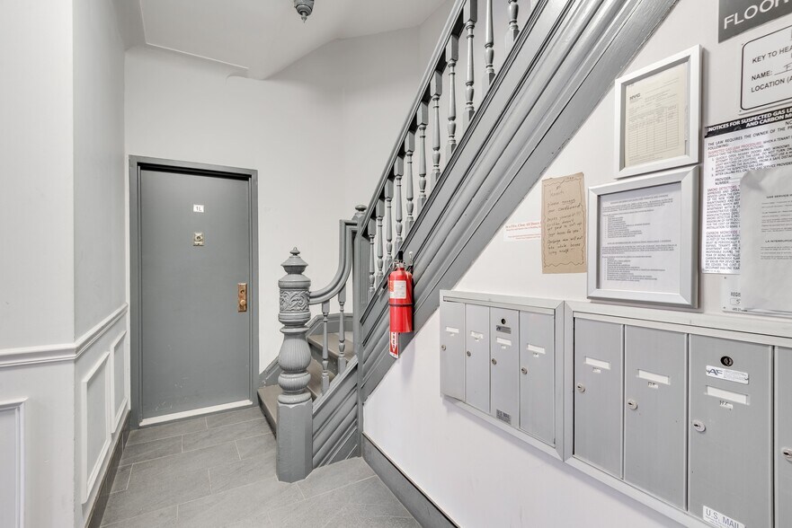 More Photos Of 528 5th St, Brooklyn Apartments For Sale