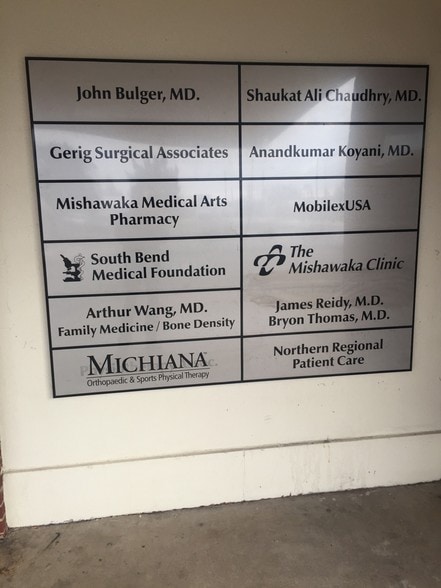 More Photos Of 303 S Main St, Mishawaka Medical For Lease