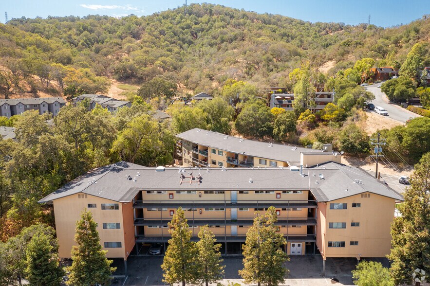 More Photos Of 195 Los Robles Rd, Novato Apartments For Sale