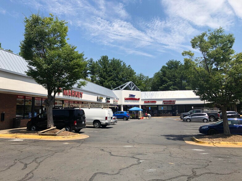 More Photos Of 7810 Lee Hwy, Falls Church Freestanding For Sale