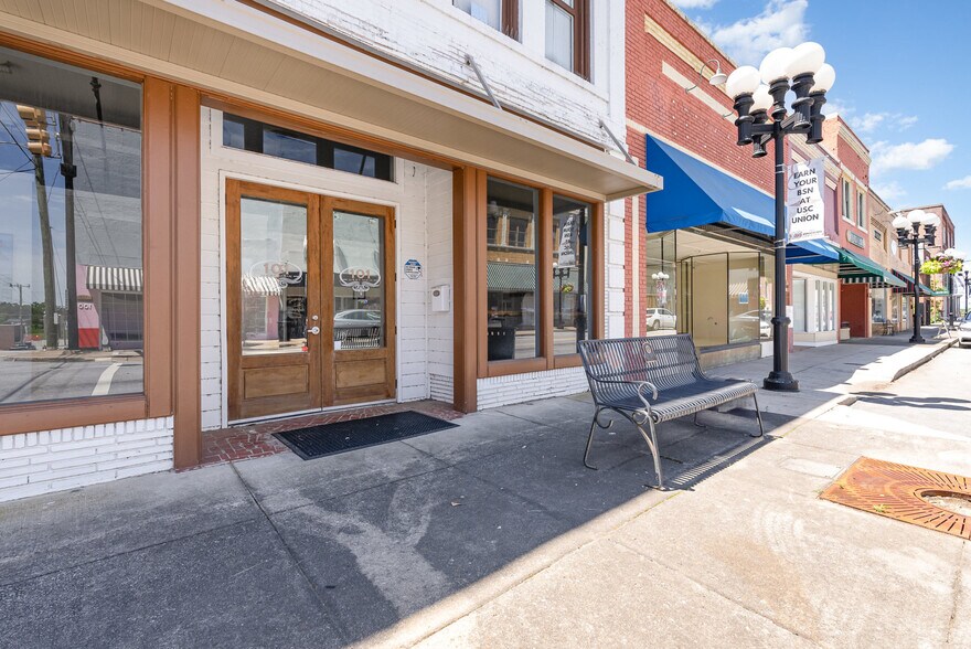 More Photos Of 101 W Main St, Union Dormitory For Sale