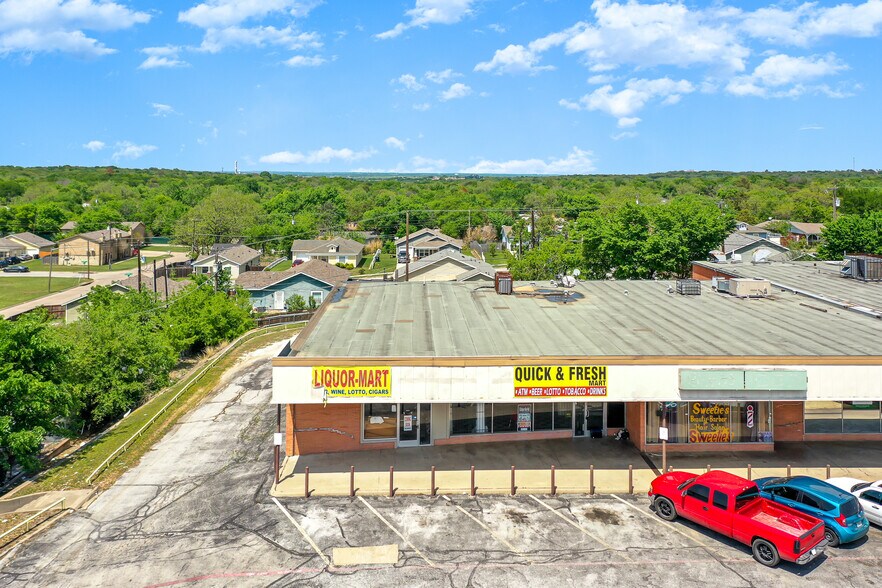 More Photos Of 5405-5425 E Lancaster Ave, Fort Worth Freestanding For Lease