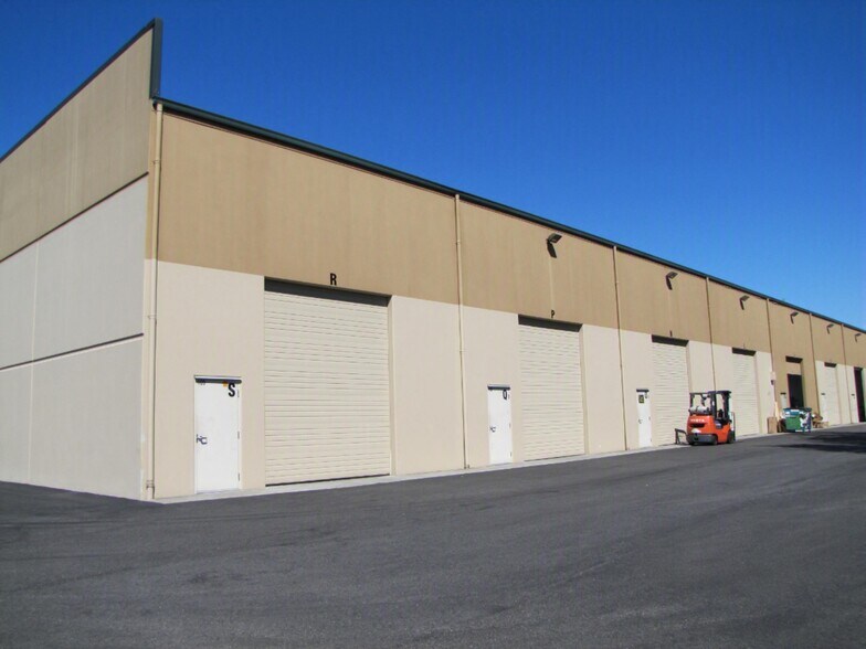 More Photos Of 2913 142nd Ave E, Sumner Warehouse For Lease