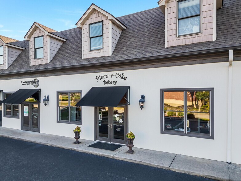 Primary Photo Of 9298 Apison Pike, Ooltewah Office Residential For Sale