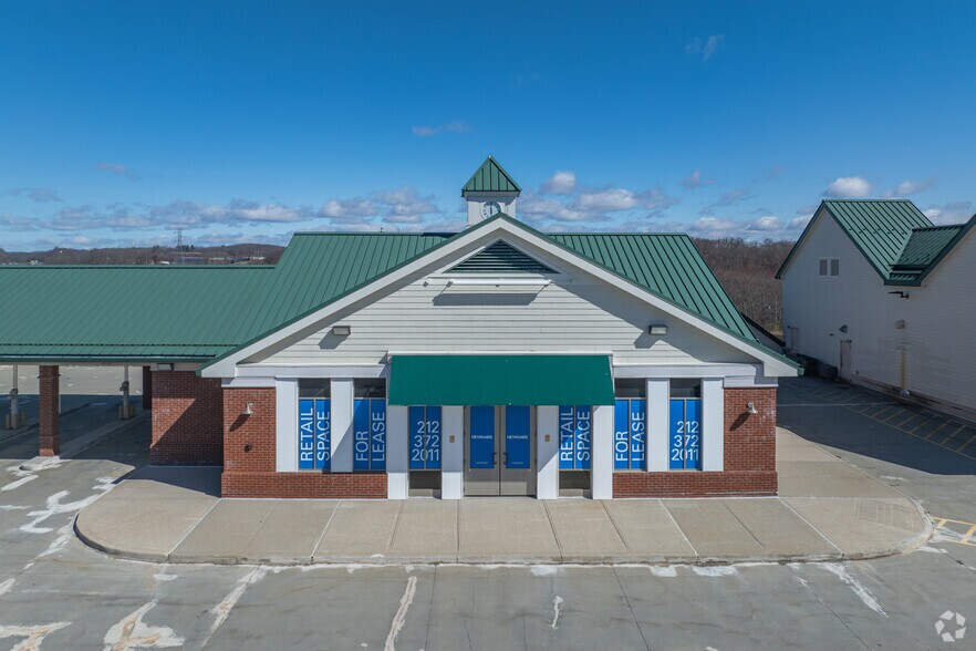 More Photos Of 100 Independent Way, Brewster Village Freestanding For Lease