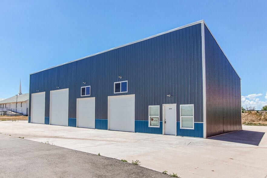 Primary Photo Of 655 7th Ave, Deer Trail Warehouse For Sale