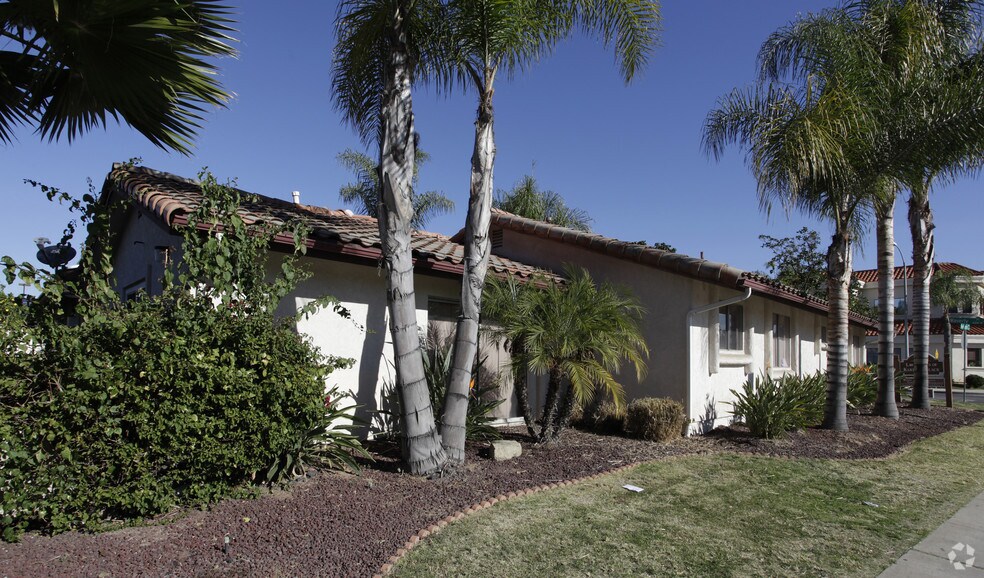 More Photos Of 144 E Washington Ave, Escondido Office Residential For Lease