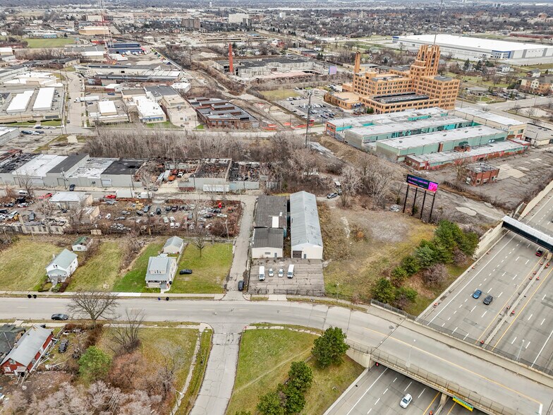 More Photos Of 15306 Rosa Parks Blvd, Detroit Warehouse For Sale