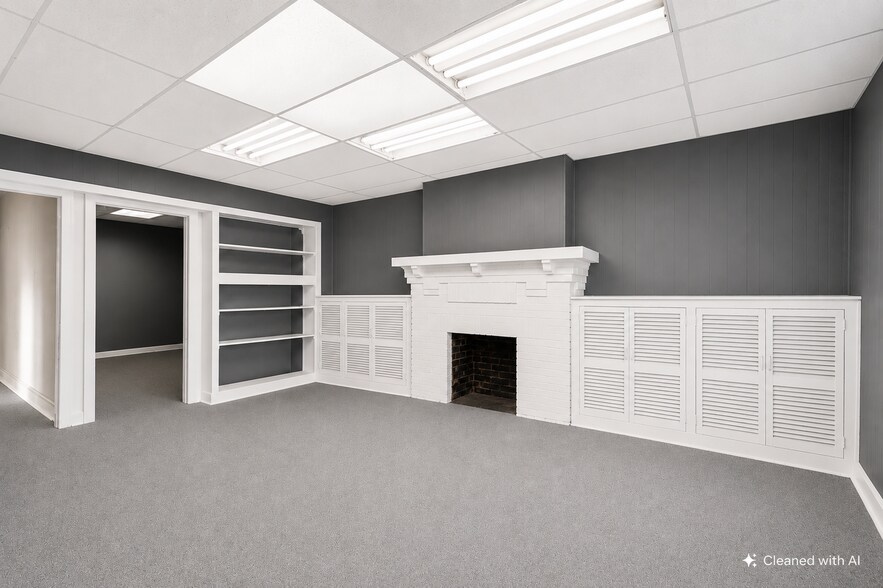 More Photos Of 2507 McCallie Ave, Chattanooga Office Residential For Sale