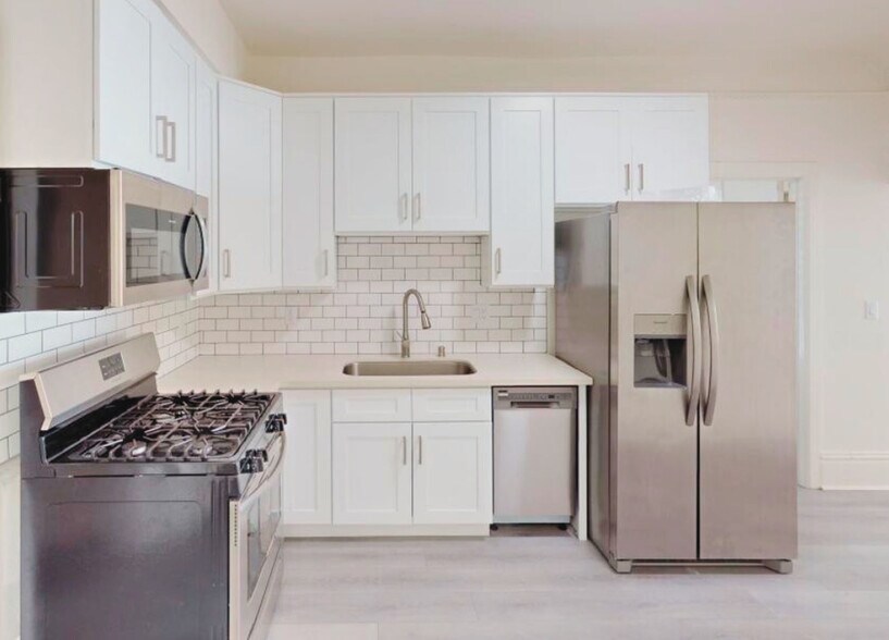 More Photos Of 1139 W 27th St, Los Angeles Apartments For Sale