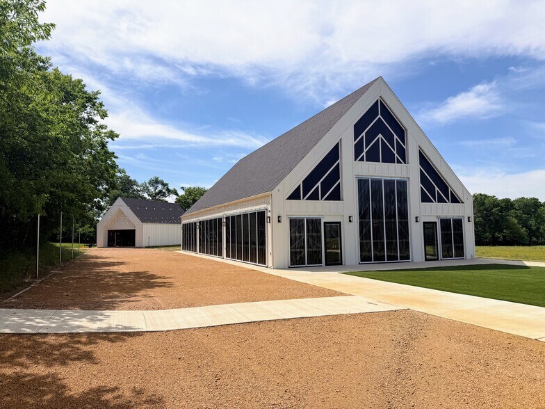 More Photos Of , Celina Unknown For Sale