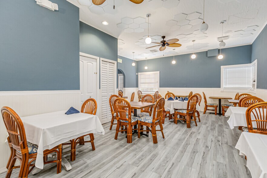 More Photos Of 5935 S Highway A1A, Melbourne Beach Hotel For Sale