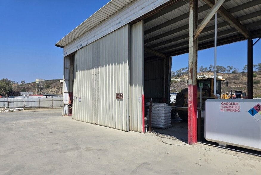 More Photos Of 1030 Airport Rd, Oceanside Land For Lease