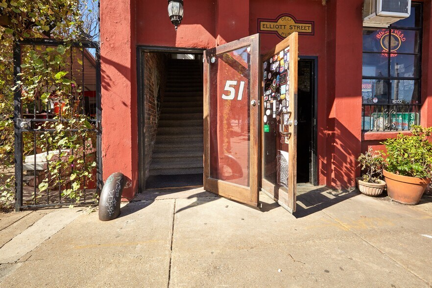 More Photos Of 51 Elliott St SW, Atlanta Storefront Retail Residential For Sale