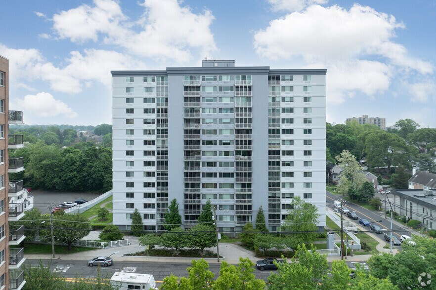 More Photos Of 1 Strawberry Hill Ave, Stamford Apartments For Lease