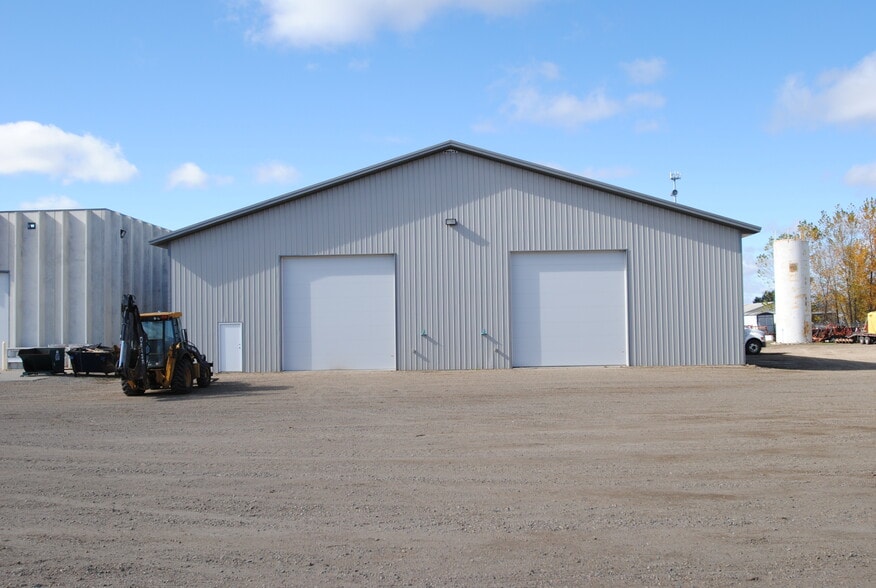 Primary Photo Of 3018 24th Ave S, Moorhead Warehouse For Lease