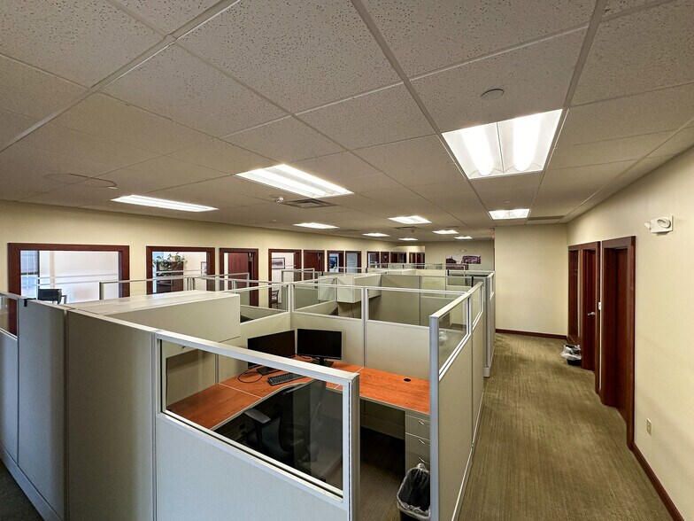 More Photos Of 30 S Pearl St, Albany Office For Lease