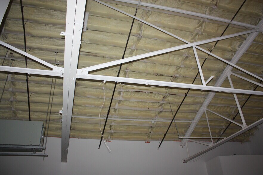 More Photos Of 1737 NW 5th St, Oklahoma City Warehouse For Sale