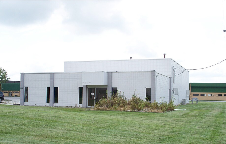 More Photos Of 6979 Wales Rd, Northwood Distribution For Sale