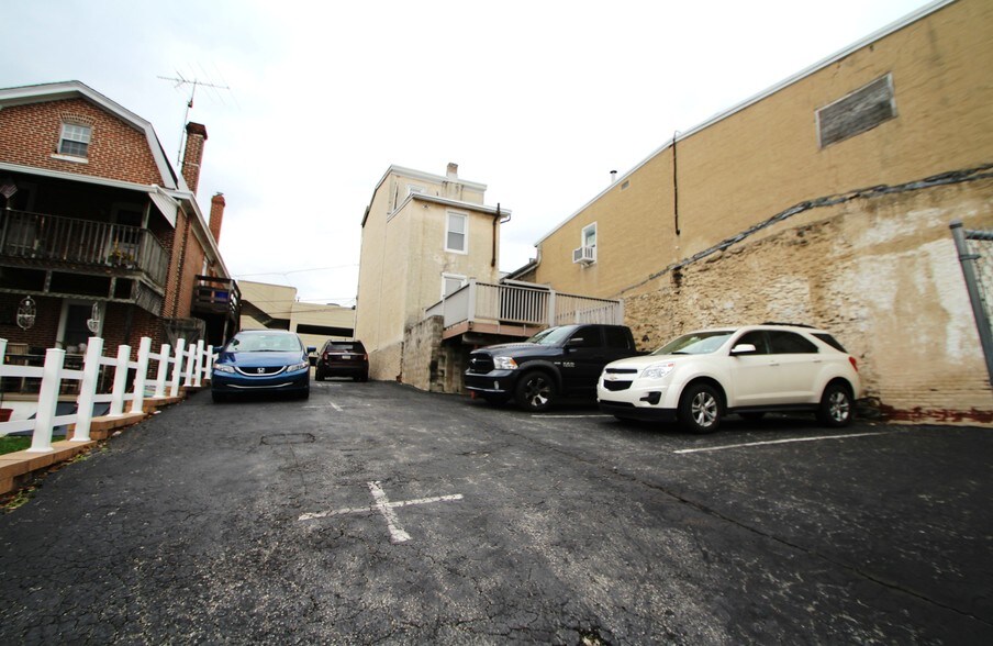 More Photos Of 67-73 Harry St, Conshohocken Office For Lease