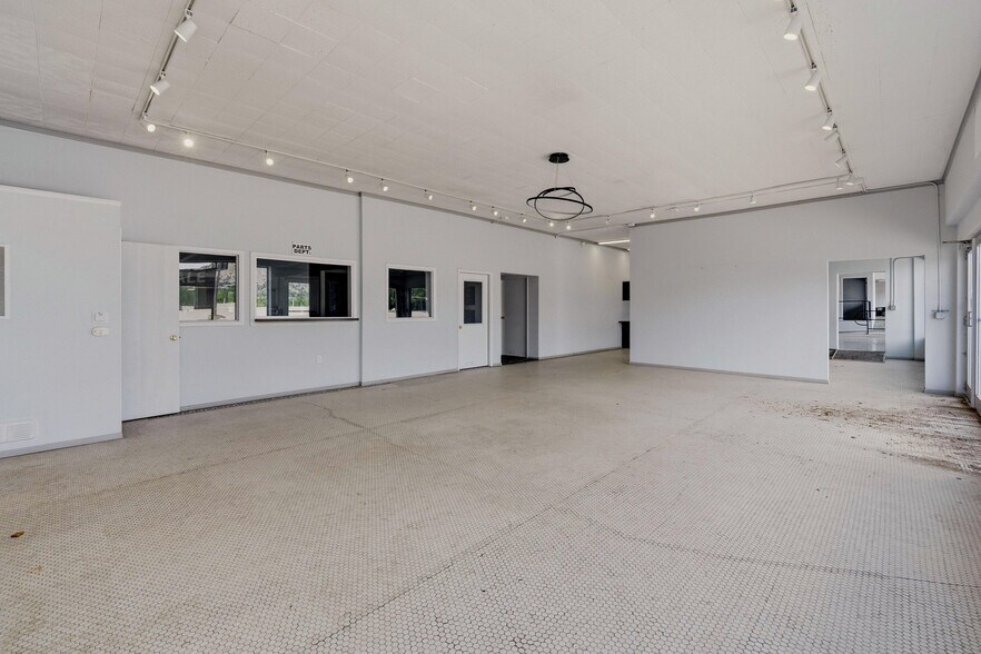 More Photos Of 430 E Main St, Trinidad Industrial For Sale