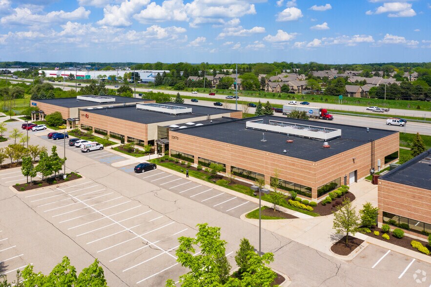 More Photos Of 22630 Haggerty Rd, Farmington Hills Unknown For Lease