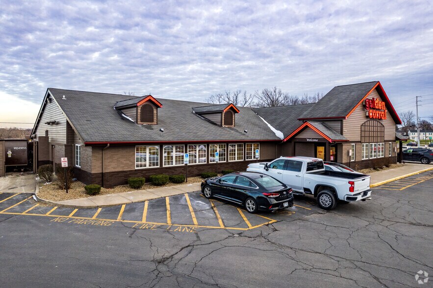 More Photos Of 1519 W River Rd N, Elyria General Retail For Sale