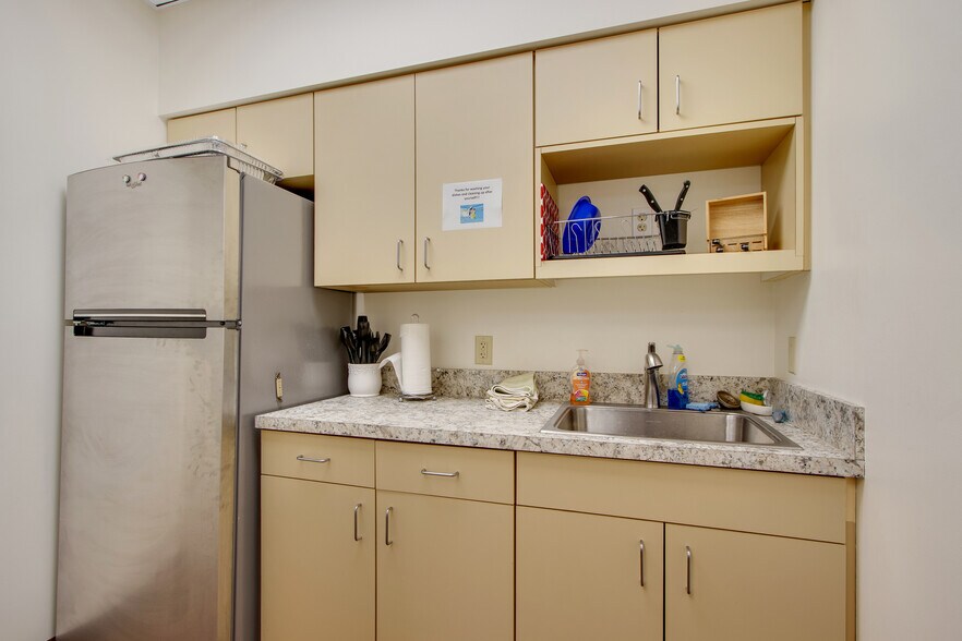 More Photos Of 60 Bryant Woods S, Amherst Medical For Sale