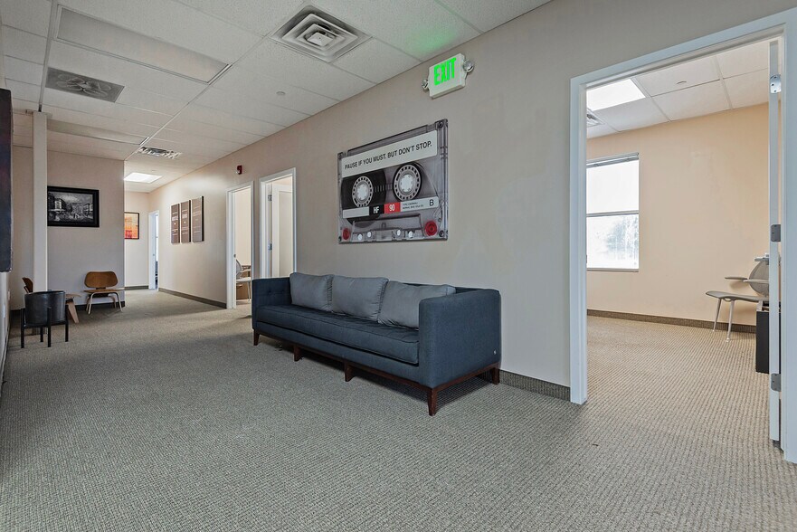 More Photos Of 512 E 4500 S, Salt Lake City Office For Lease