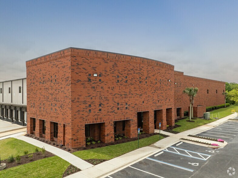 More Photos Of 8215 Westside Industrial, Jacksonville Unknown For Lease