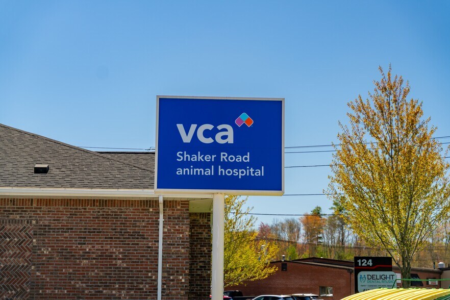 More Photos Of 108 Shaker Rd, East Longmeadow Veterinarian Kennel For Sale