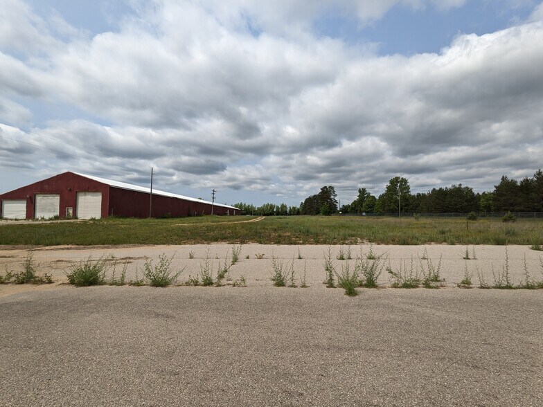 More Photos Of 5876 Puffer Rd SW, South Boardman Industrial For Sale