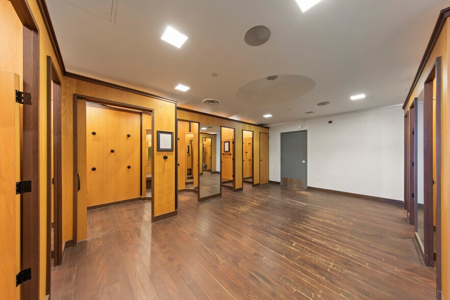 More Photos Of 327-333 Grant Ave, San Francisco Apartments For Sale