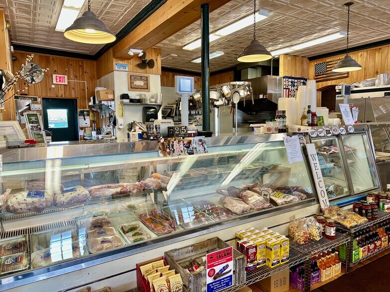 More Photos Of 325-329 Pequot Ave, Southport Storefront For Sale