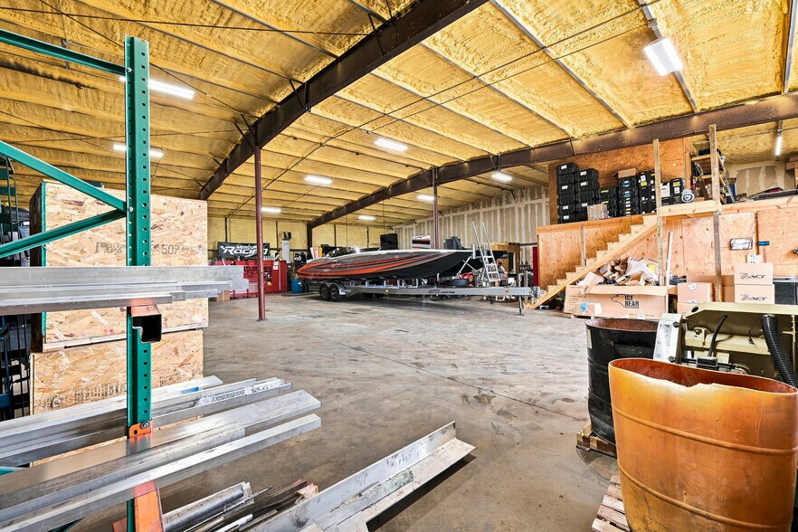 More Photos Of 3535 Dora St, Fort Myers Industrial For Sale