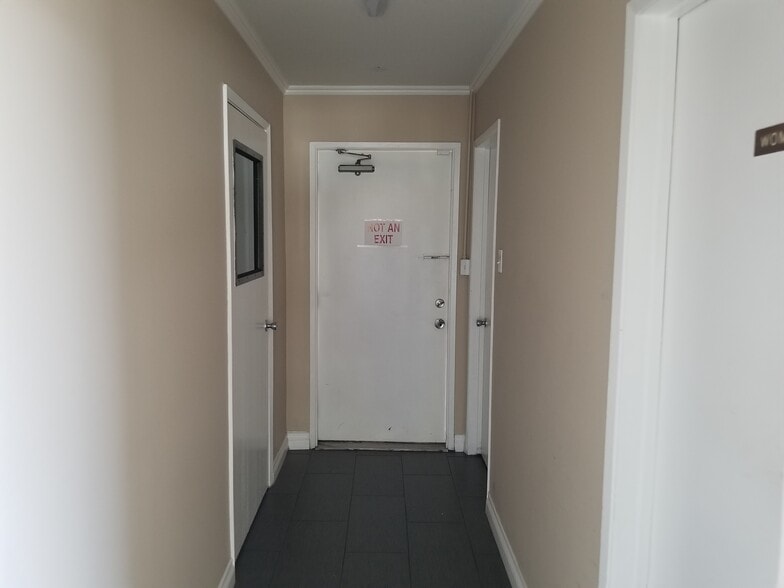 More Photos Of 746 N Mountain Ave, Ontario Freestanding For Lease