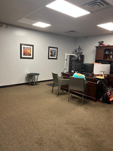 More Photos Of 111 S Maitland Ave, Maitland Loft Creative Space For Lease