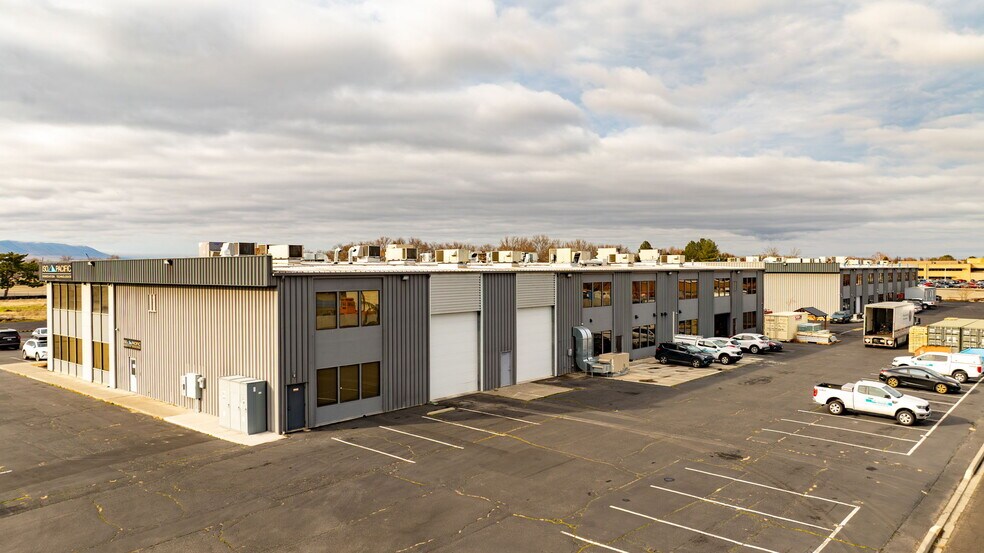 More Photos Of 2920 George Washington Way, Richland Office For Sale