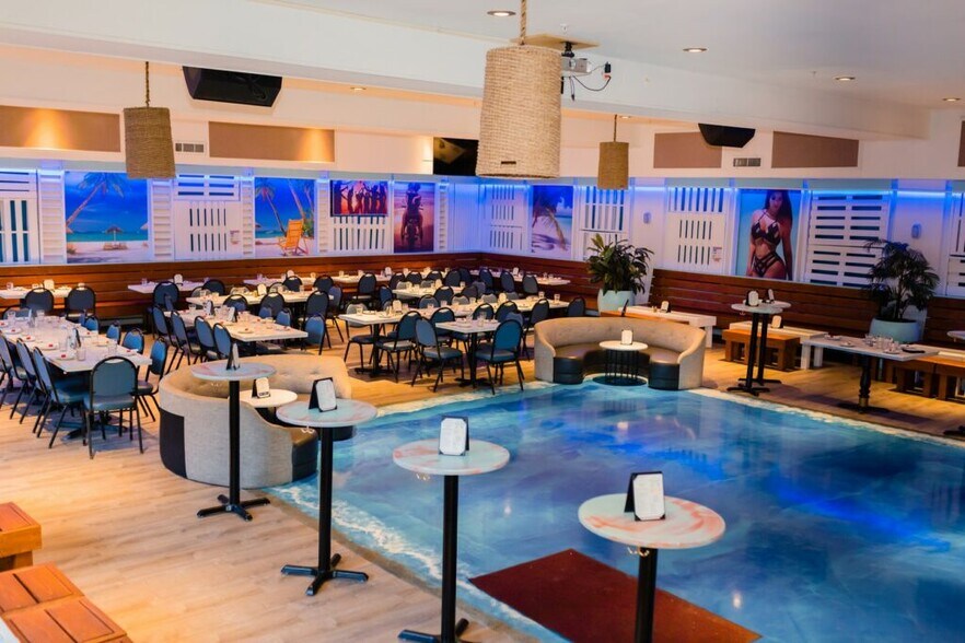 More Photos Of 811 McLean Ave, Yonkers Restaurant For Lease