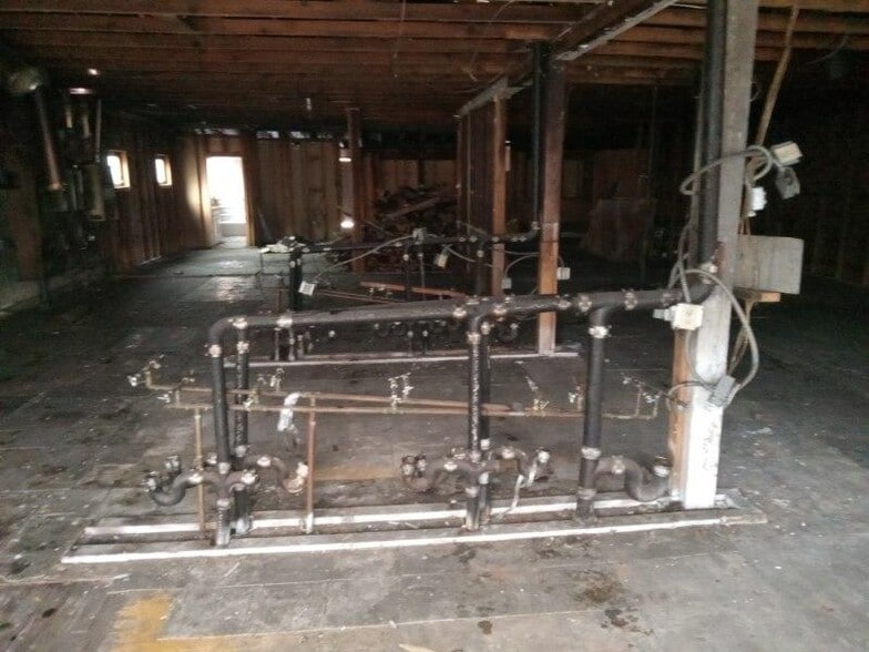 More Photos Of 11807 Main St, Fort Jones Storefront Retail Office For Sale