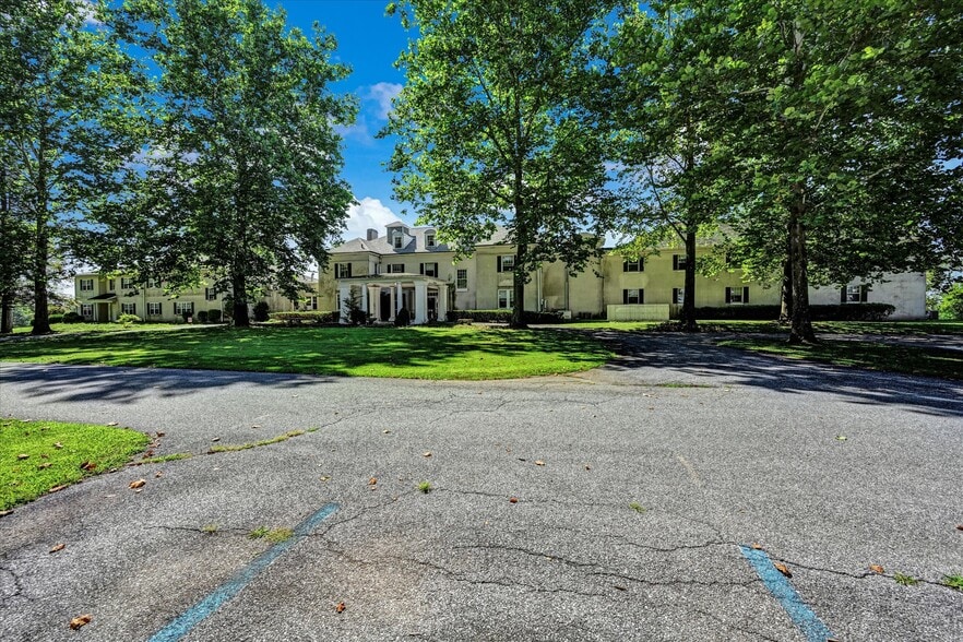 More Photos Of 200 Kauffman Rd, Annville Assisted Living For Sale