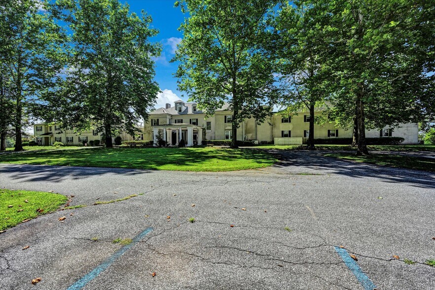 More Photos Of 200 Kauffmann Rd, Annville Assisted Living For Sale